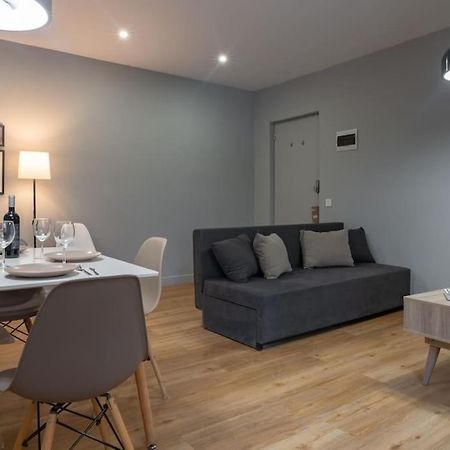Modern, Quite 1-Bdr Apt 5 Min Walk To Acropolis أثينا المظهر الخارجي الصورة